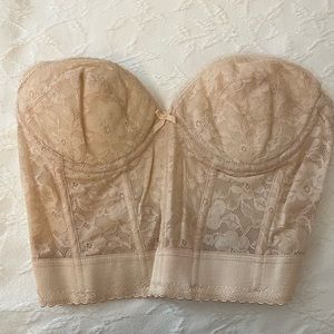 Size 36C strapless push-up boostiers.